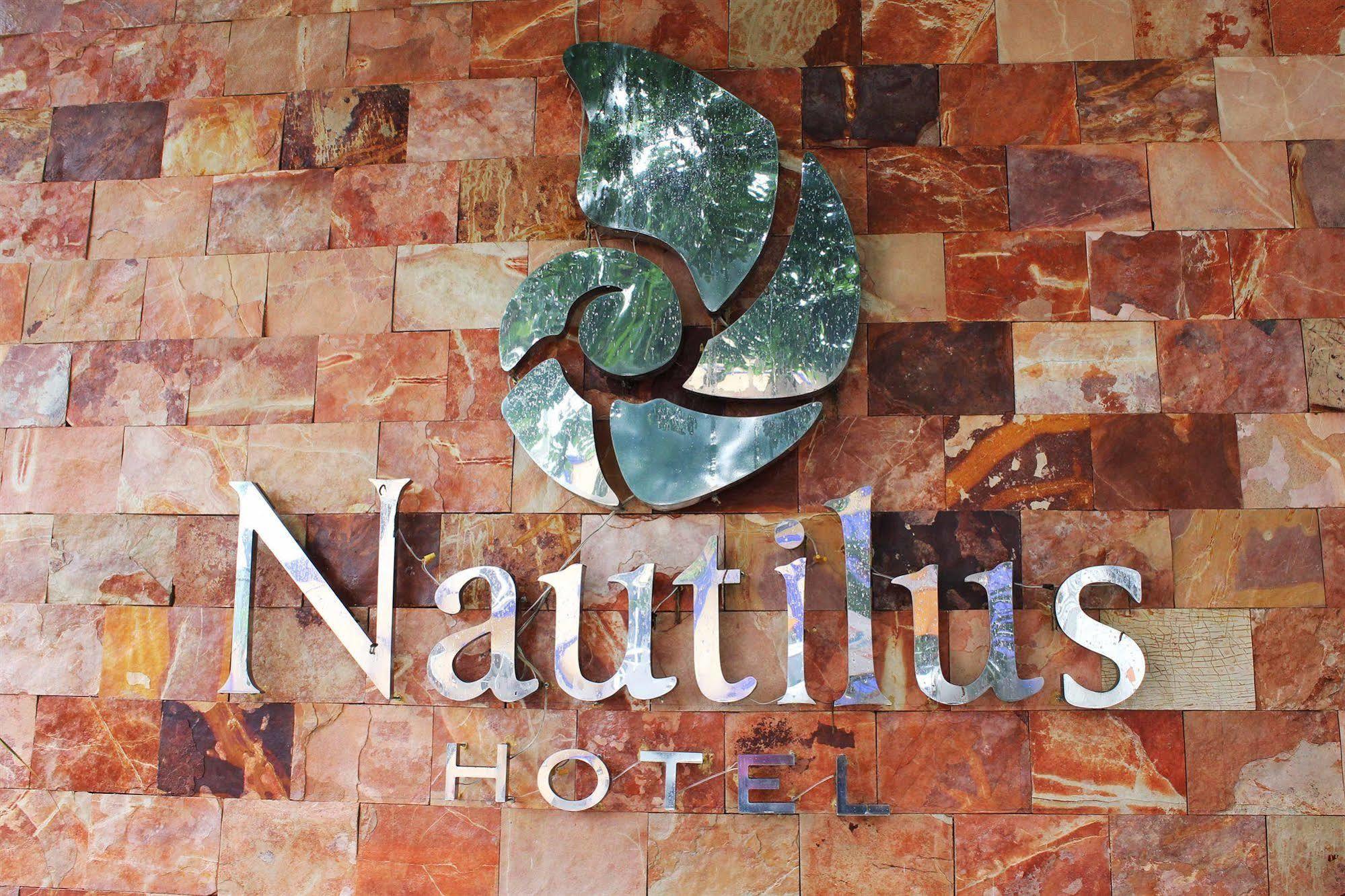 Hotel Nautilus Playa del Carmen Exterior foto